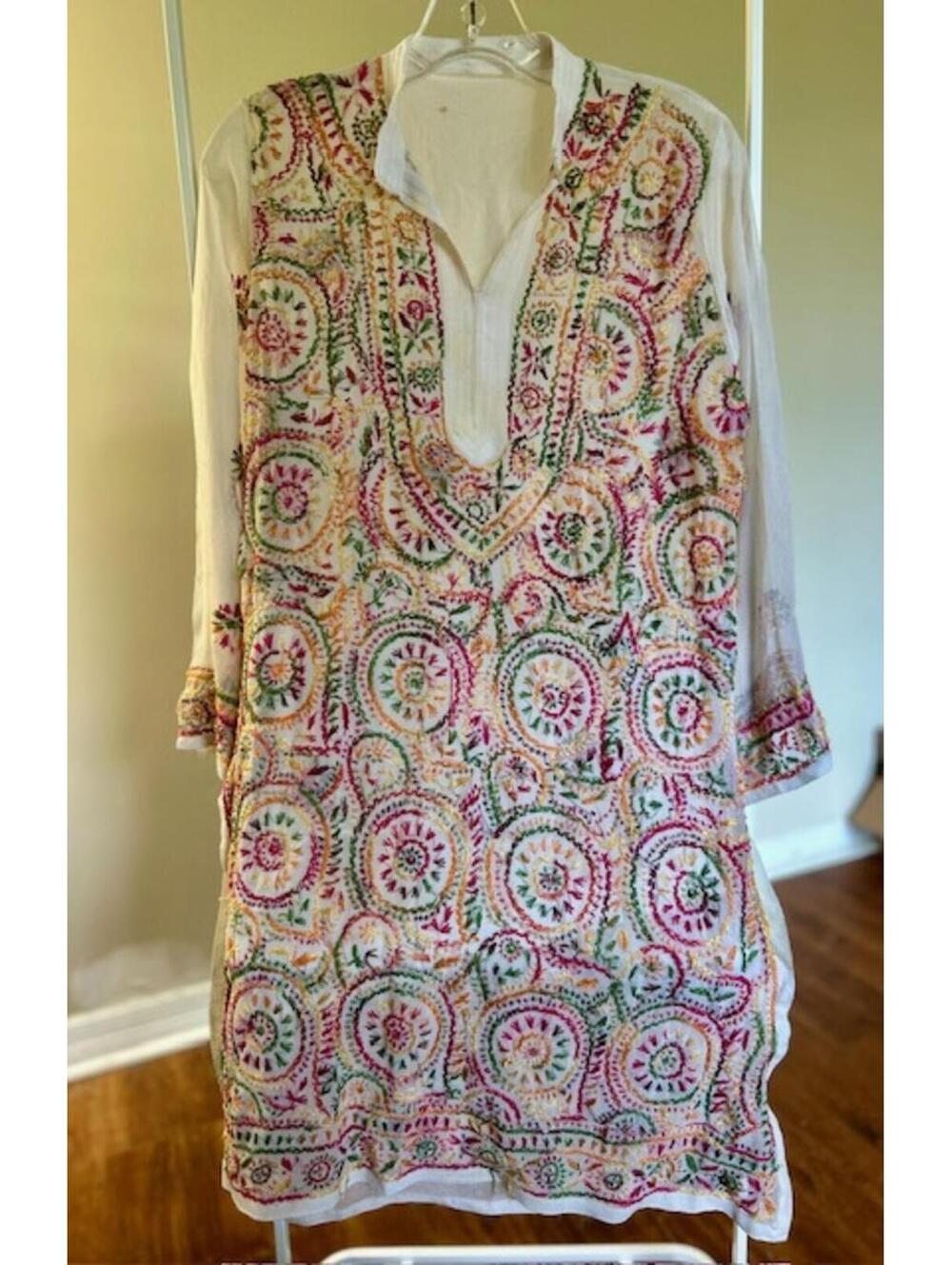 White Embroidered Long Sleeve Tunic Shirt Top Med.